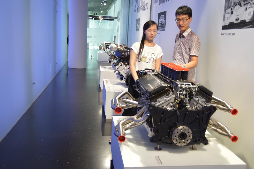 参观慕尼黑宝马生产基地